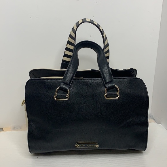 Betsey Johnson color block satchel in black/cream - Picture 3 of 9